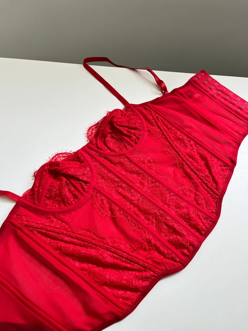 Corselet gringa (vermelho) — foto 1